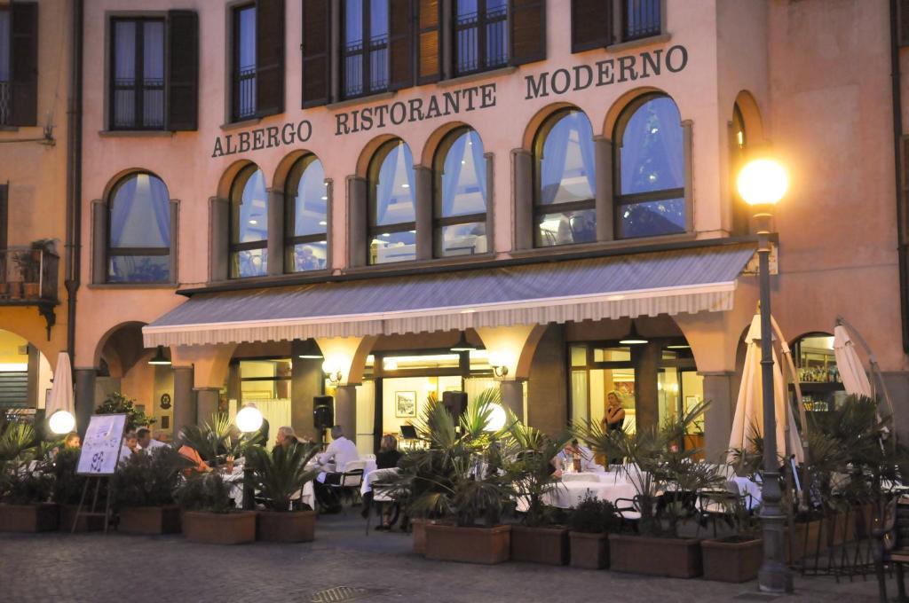 Albergo Moderno Lovere Bagian luar foto