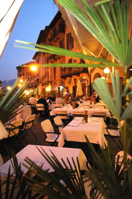 Albergo Moderno Lovere Bagian luar foto