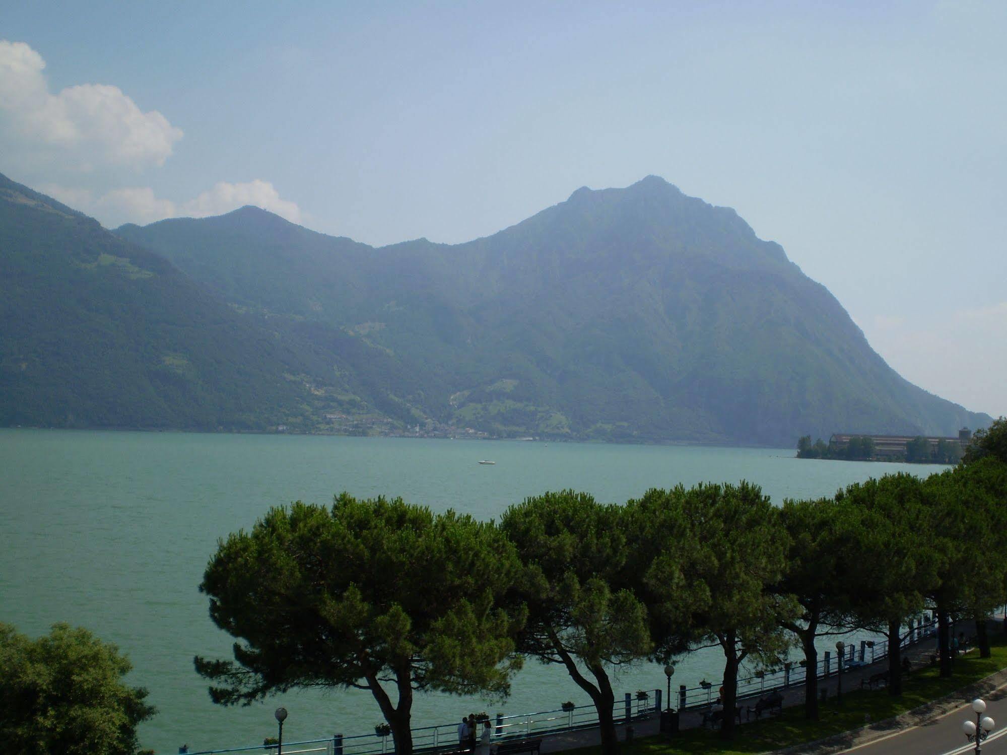 Albergo Moderno Lovere Bagian luar foto